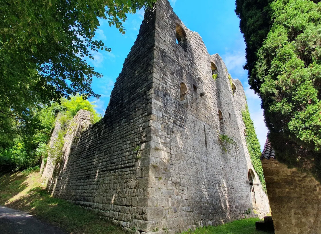 Ruderi del Castello di Maniago, Italy